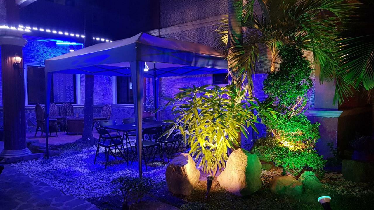 Gardensuite Hotel Anunas Ngoại thất bức ảnh